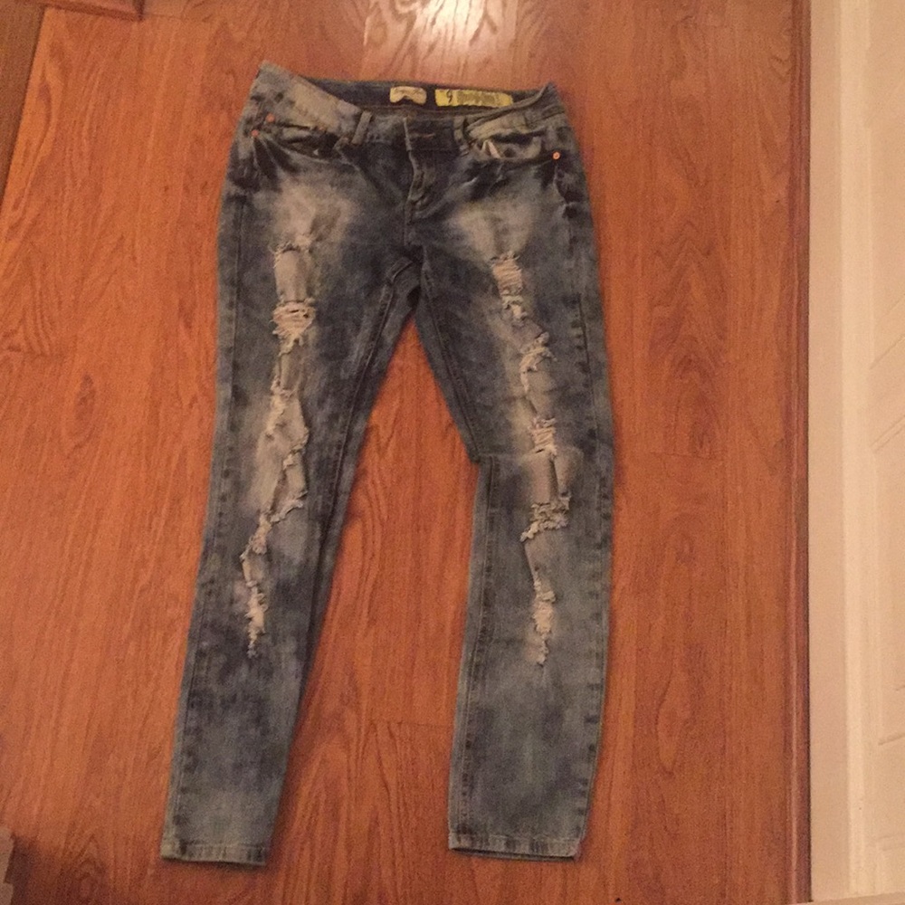Indigo Rein skinny distressed jeans size 9juniors